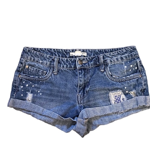 Forever 21 Blue Denim Shorts w/Polka Dot Detail & Detressing - Picture 1 of 5